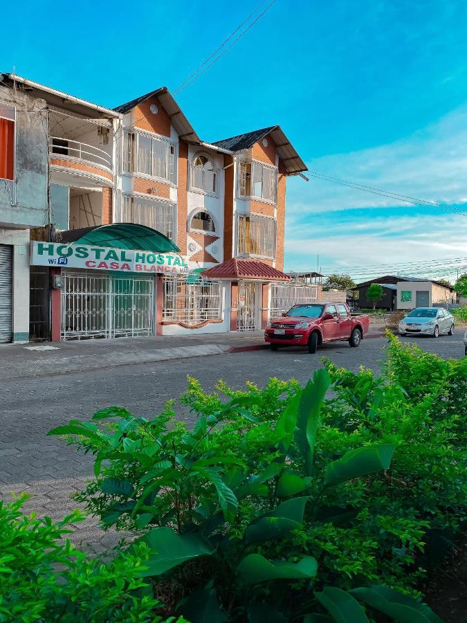 Hostal Casa Blanca Puerto Francisco de Orellana 外观 照片