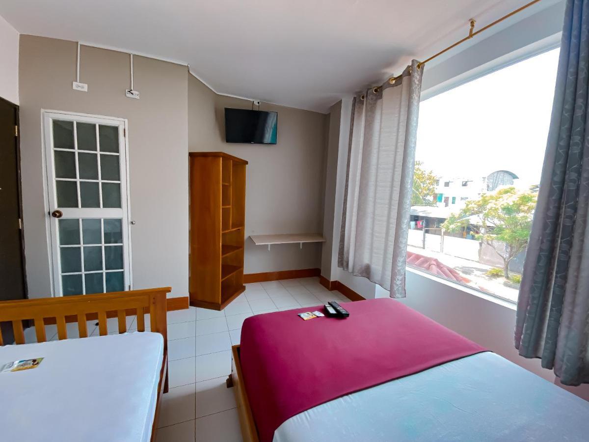 Hostal Casa Blanca Puerto Francisco de Orellana 外观 照片