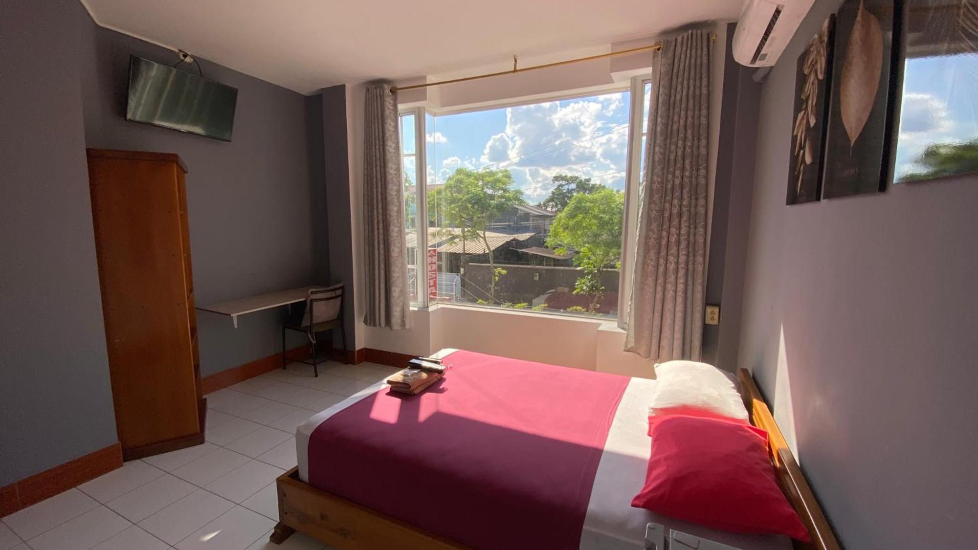 Hostal Casa Blanca Puerto Francisco de Orellana 外观 照片