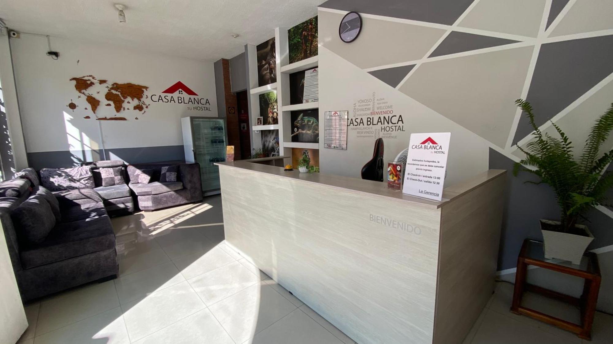 Hostal Casa Blanca Puerto Francisco de Orellana 外观 照片