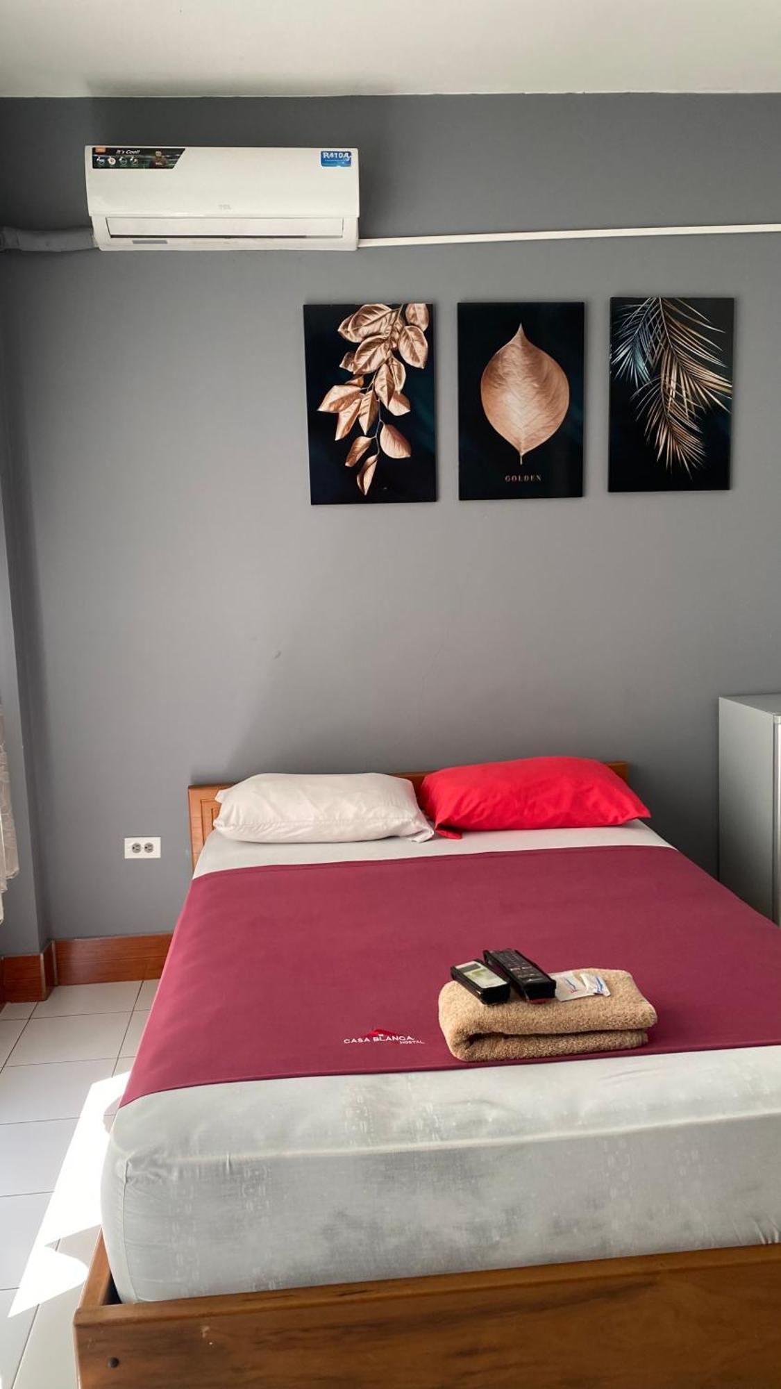 Hostal Casa Blanca Puerto Francisco de Orellana 外观 照片