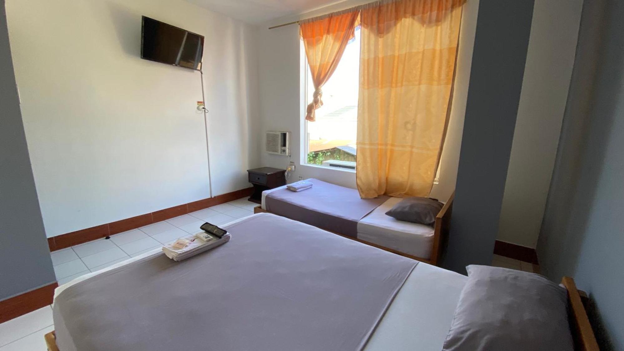 Hostal Casa Blanca Puerto Francisco de Orellana 外观 照片